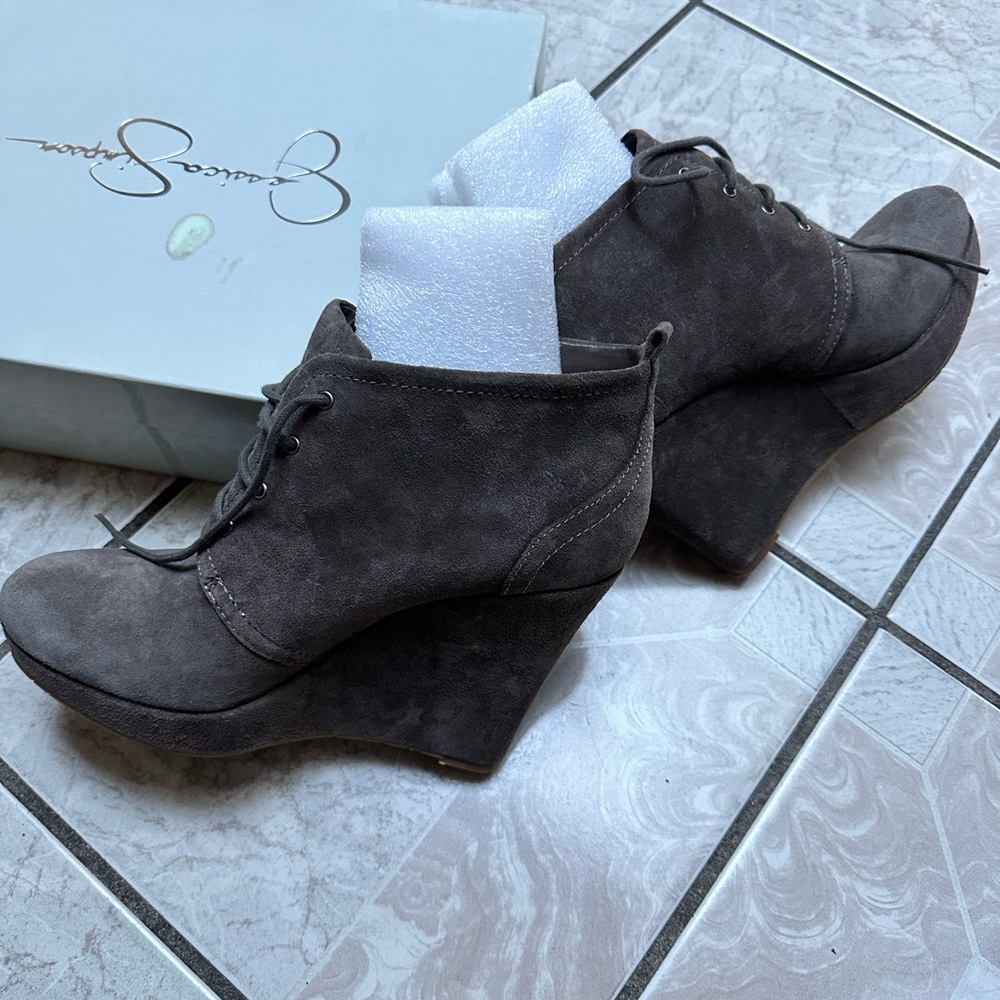 Jessica Simpson wedged heels shoes